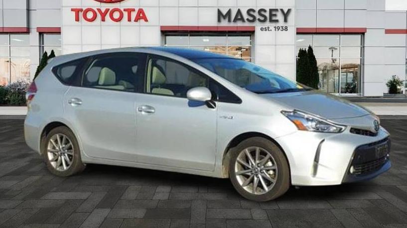 TOYOTA PRIUS V 2017 JTDZN3EU0HJ056435 image